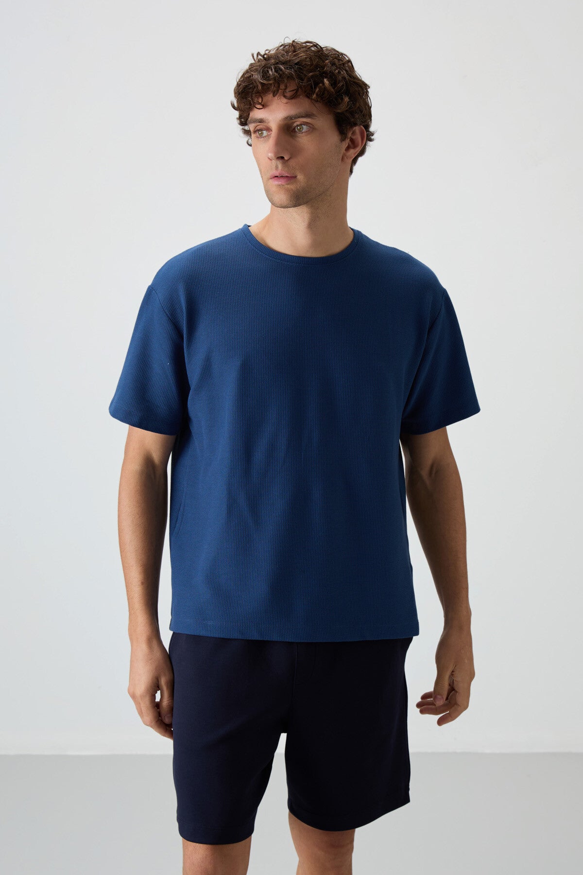 Parlament Waffle Interlock Textured Surface Oversize Fit Basic Men's T-Shirt - 88379