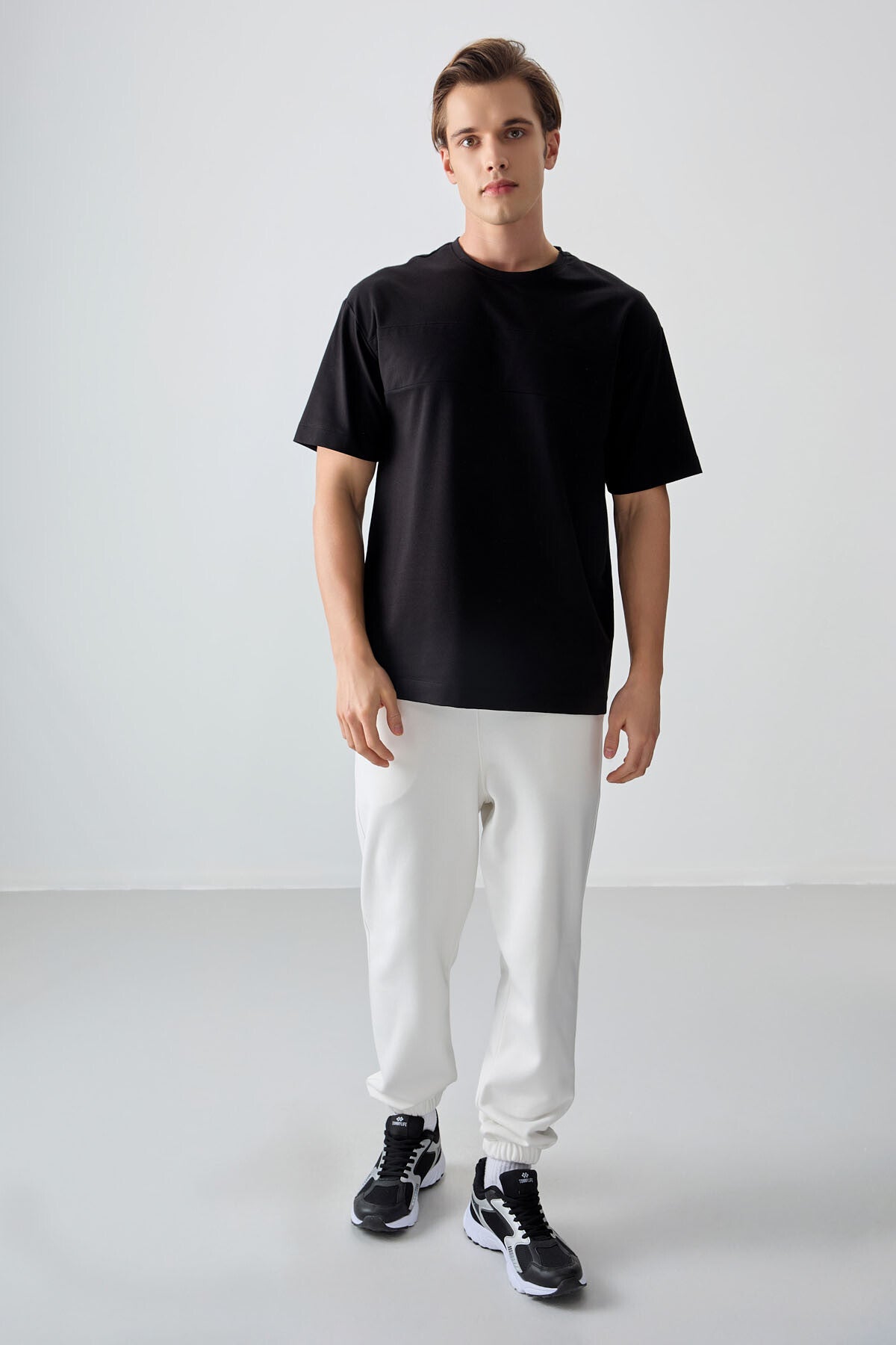 Black Cotton Thick Soft Textured Oversize Fit Basic Men's T-Shirt - 88378