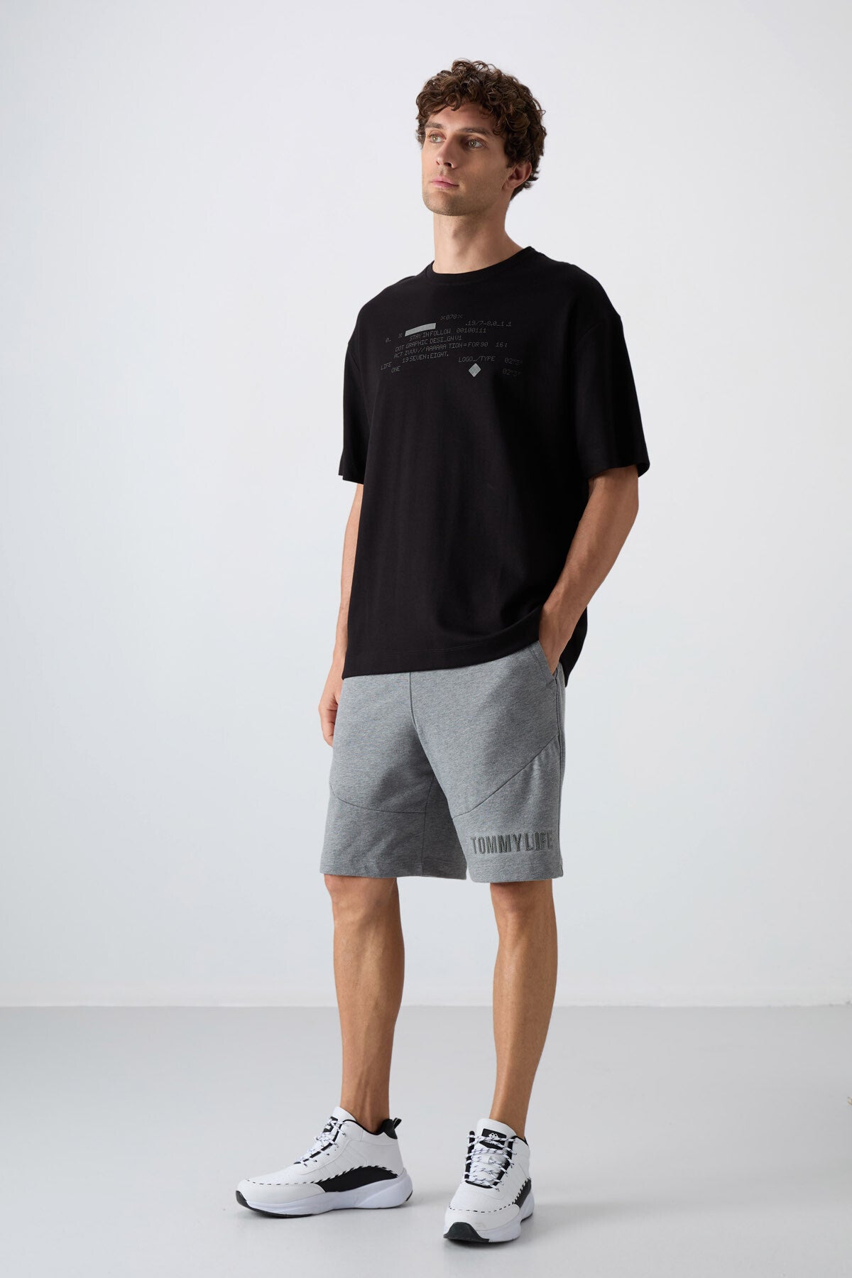 Black Cotton Thick Soft Textured Oversize Fit Printed Men's T-Shirt - 88326