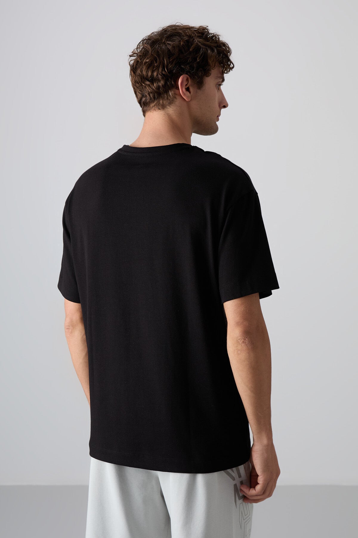 Black Cotton Thick Soft Textured Oversize Fit Printed Men's T-Shirt - 88329