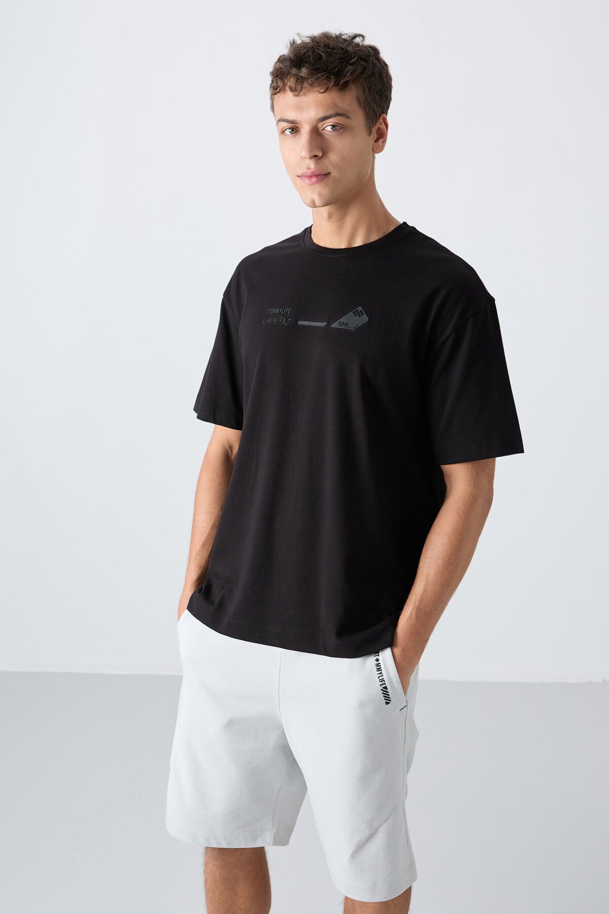 Black Cotton Thick Soft Textured Oversize Fit Printed Men's T-Shirt - 88330