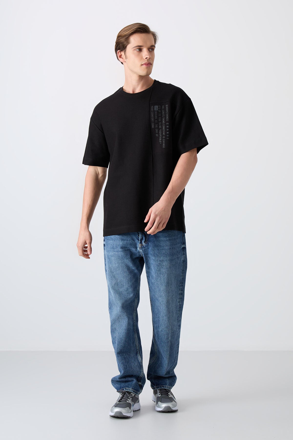 Black Cotton Thick Textured Surface Oversize Fit Printed Men's T-Shirt - 88338
