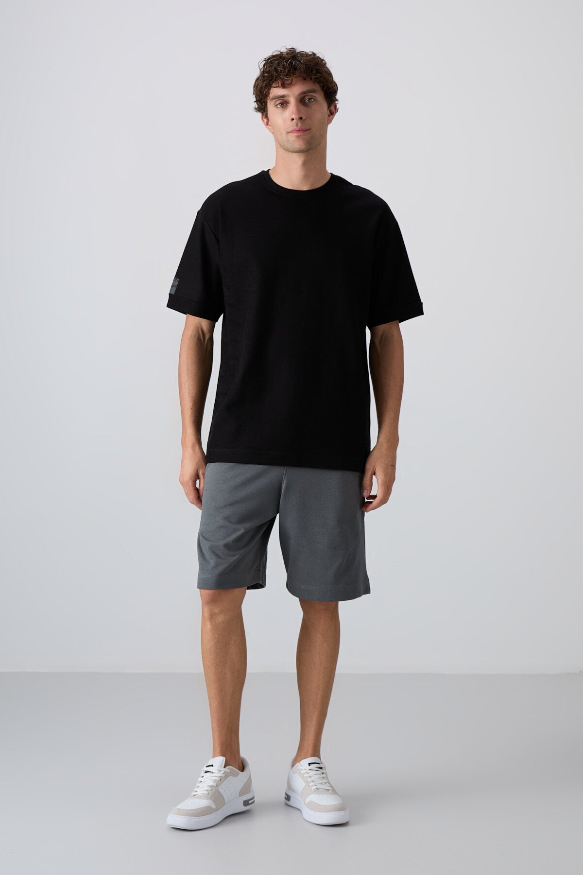Black Cotton Thick Textured Surface Oversize Fit Basic Men's T-Shirt - 88339