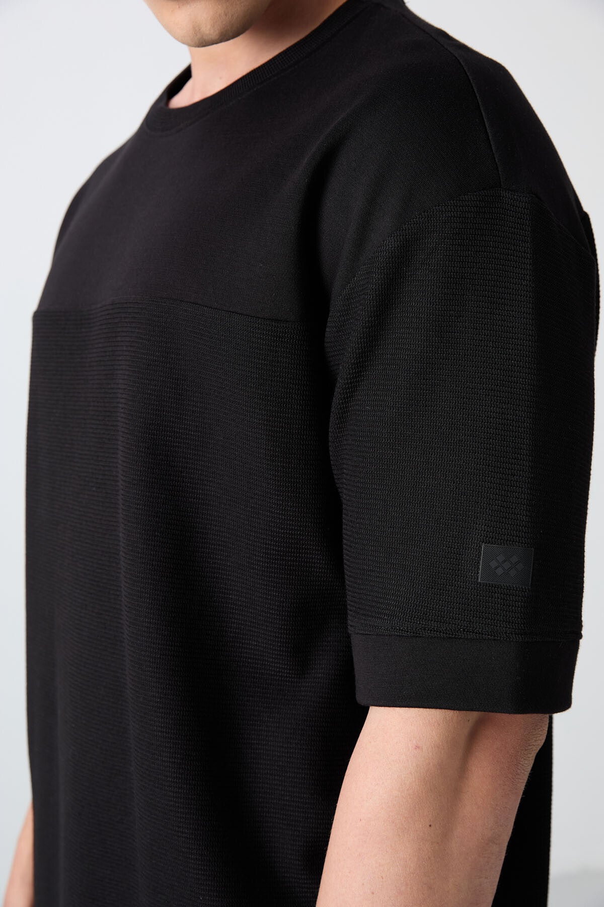 Black Cotton Thick Textured Surface Oversize Fit Basic Men's T-Shirt - 88340