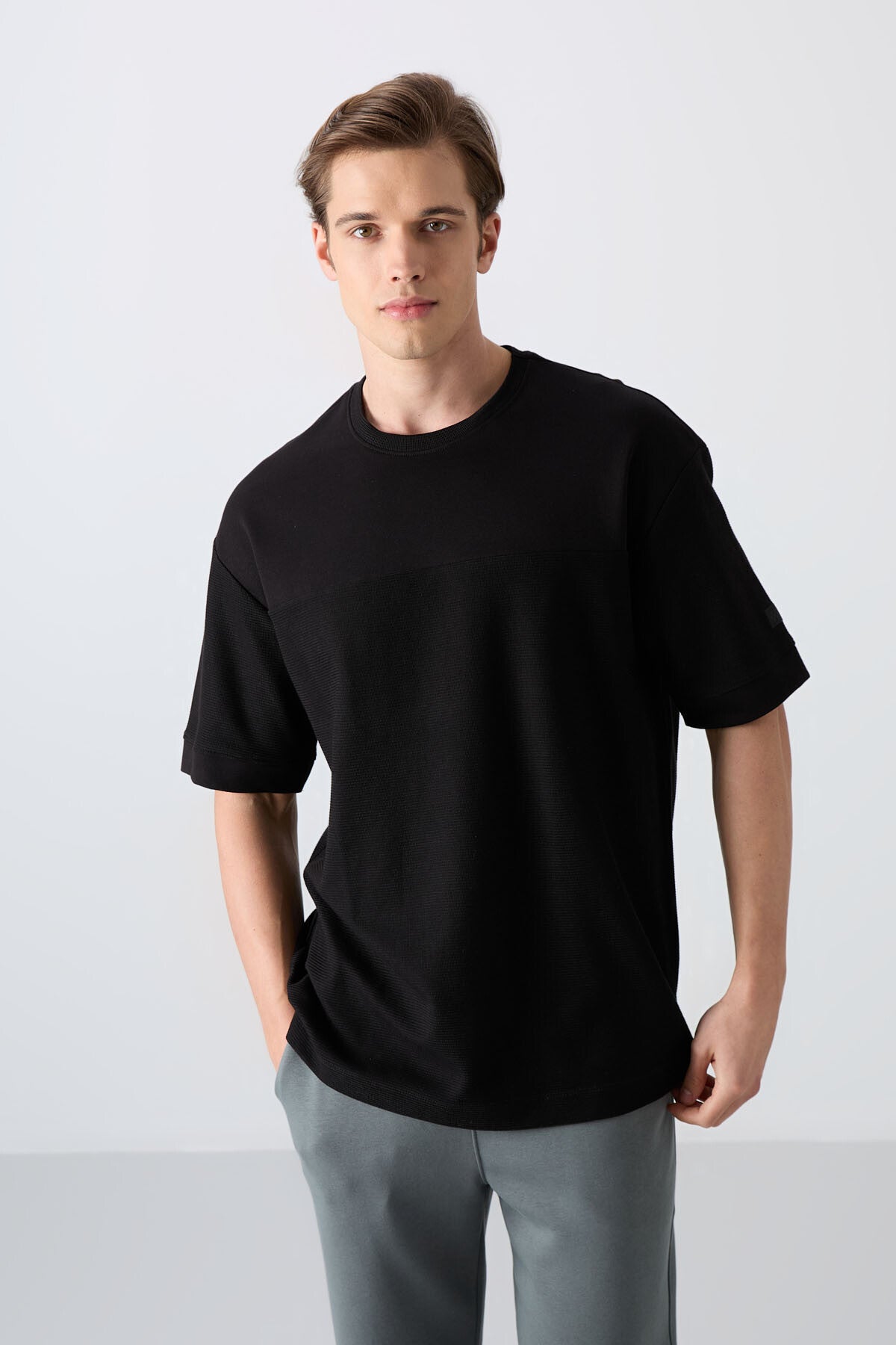 Black Cotton Thick Textured Surface Oversize Fit Basic Men's T-Shirt - 88340