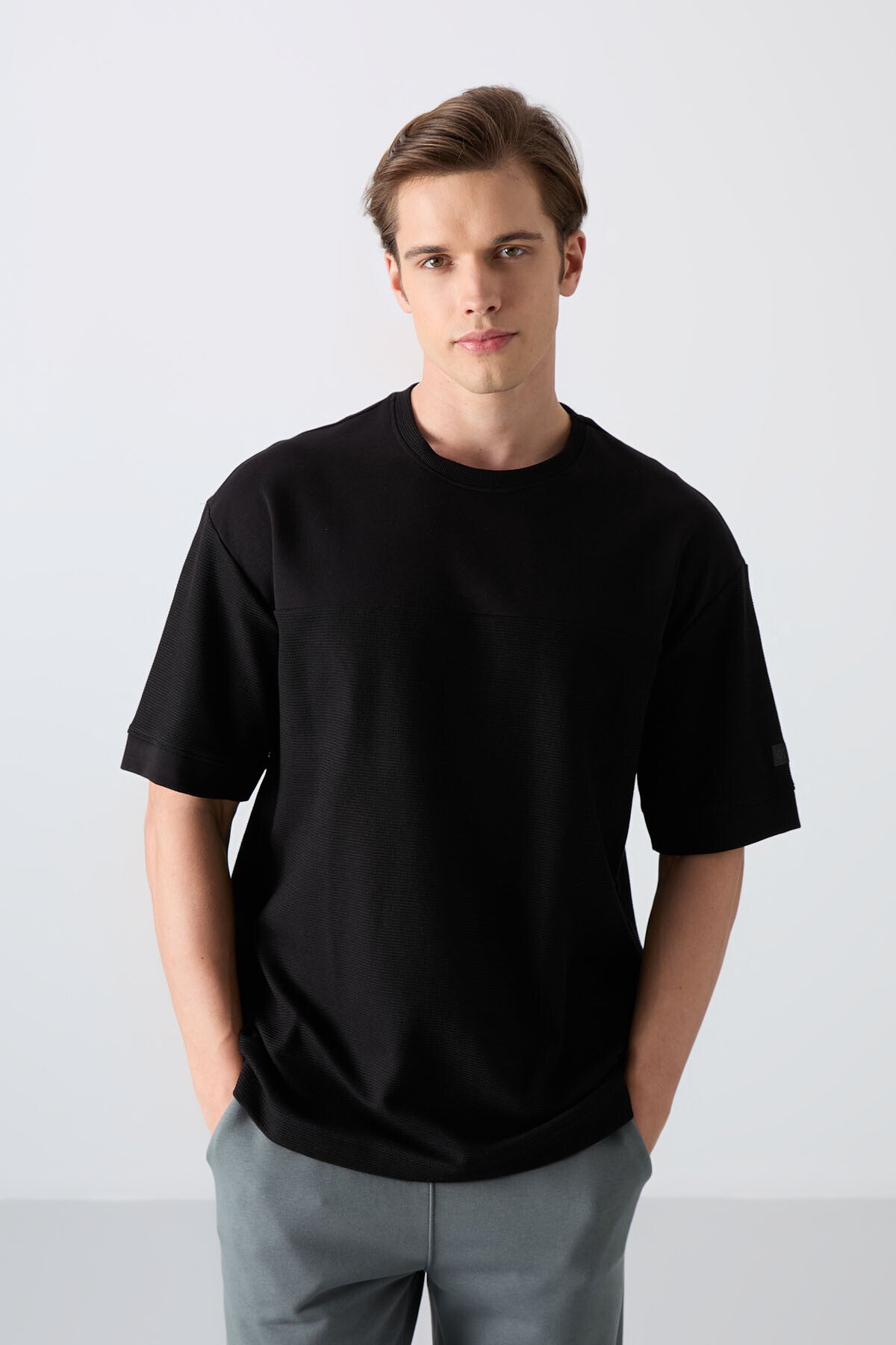 Black Cotton Thick Textured Surface Oversize Fit Basic Men's T-Shirt - 88340