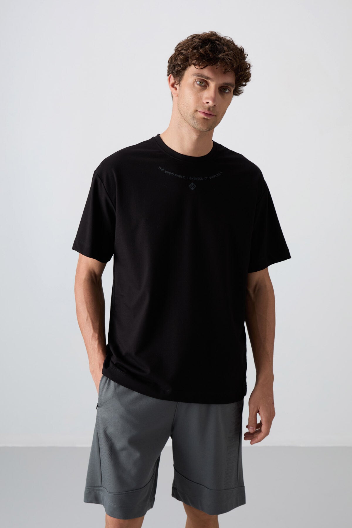 Black Cotton Thick Soft Textured Oversize Fit Printed Men's T-Shirt - 88343