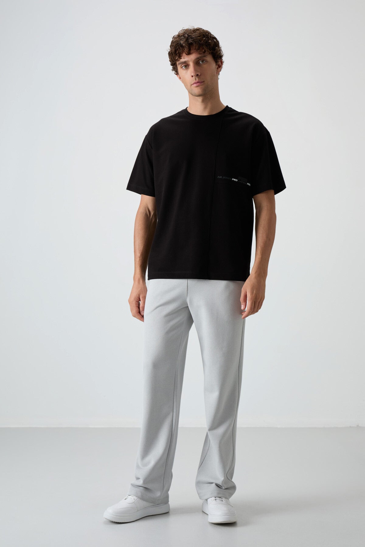 Black Cotton Thick Textured Surface Oversize Fit Printed Men's T-Shirt - 88370