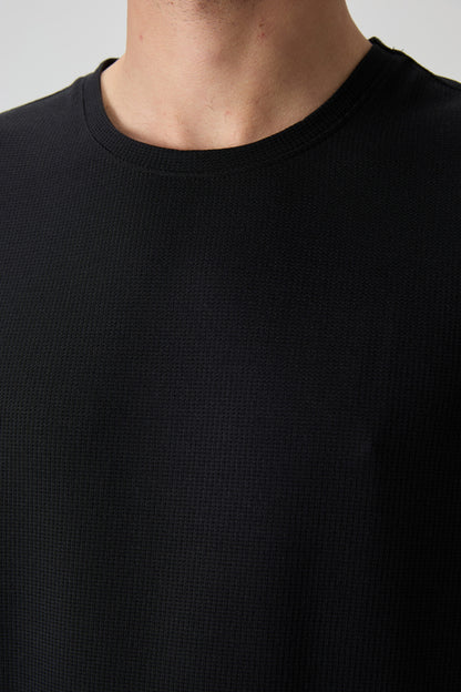 Black Waffle Interlock Textured Surface Oversize Fit Basic Men's T-Shirt - 88379