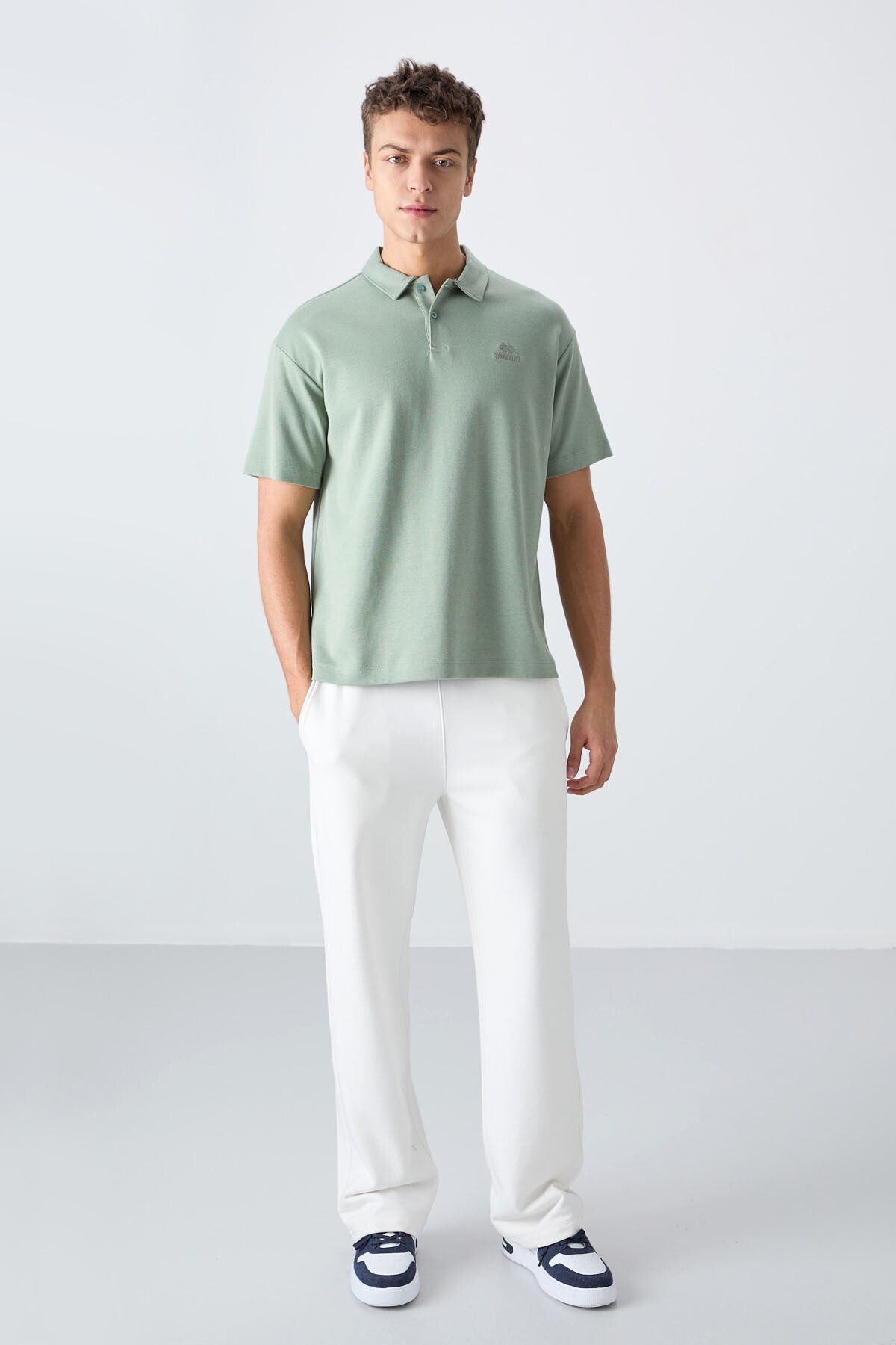 Light Green Cotton Thick Soft Textured Oversize Fit Basic Polo Collar Men's T-Shirt - 88327