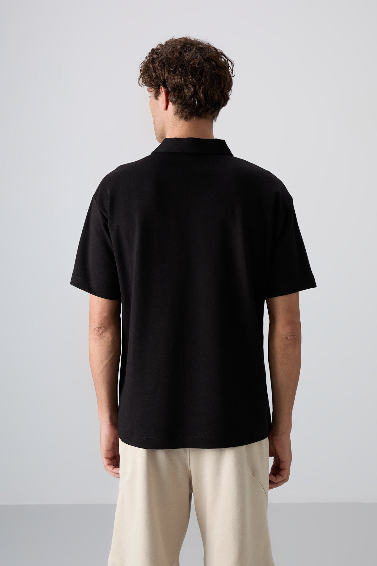 Black Cotton Thick Soft Textured Oversize Fit Basic Polo Collar Men's T-Shirt - 88327