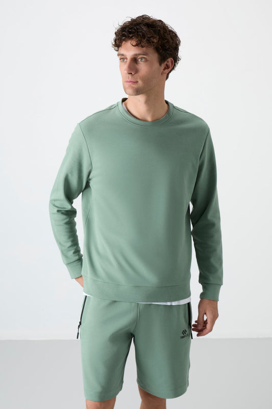 Light Green Basic O Collar Comfort Fit Men's Sweatshirt - 88053