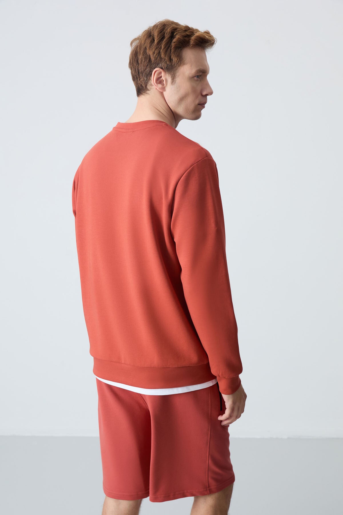 Basic O Collar Comfort Fit Men's Sweatshirt - 88053