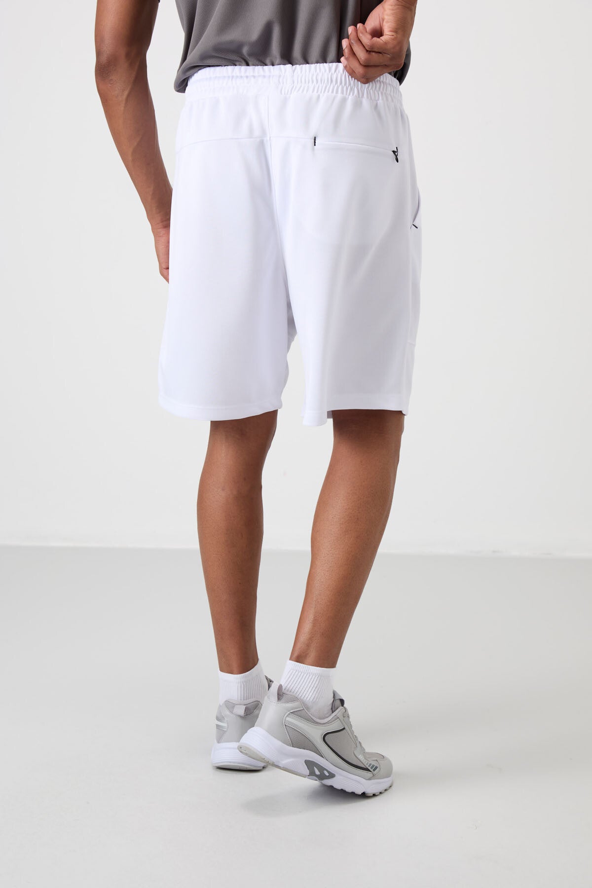 White Polyester Thick Soft Comfort Fit Men's Shorts - 81272