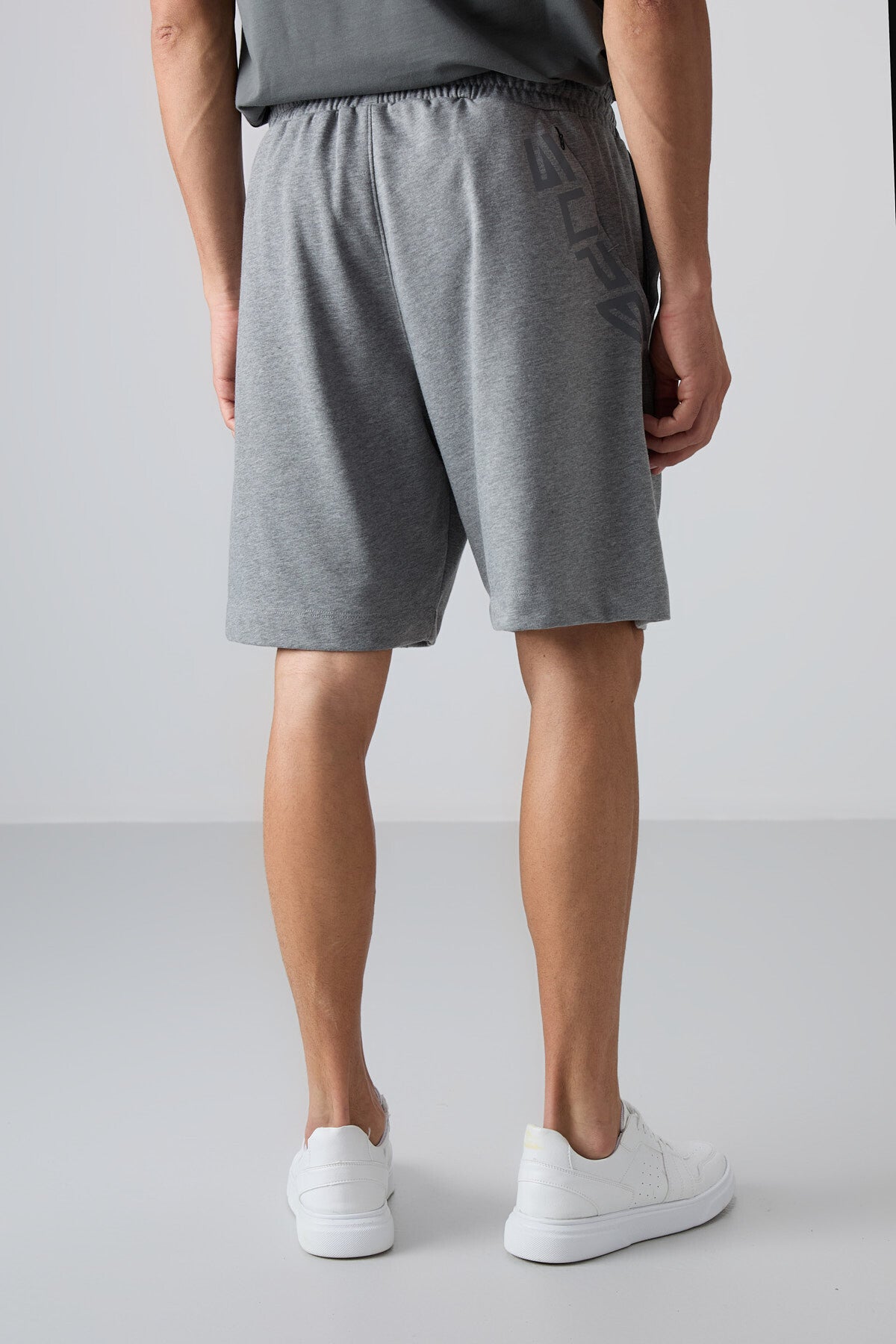 Grey Melange Cotton Thick Soft Textured Comfort Fit Printed Men's Shorts - 81264