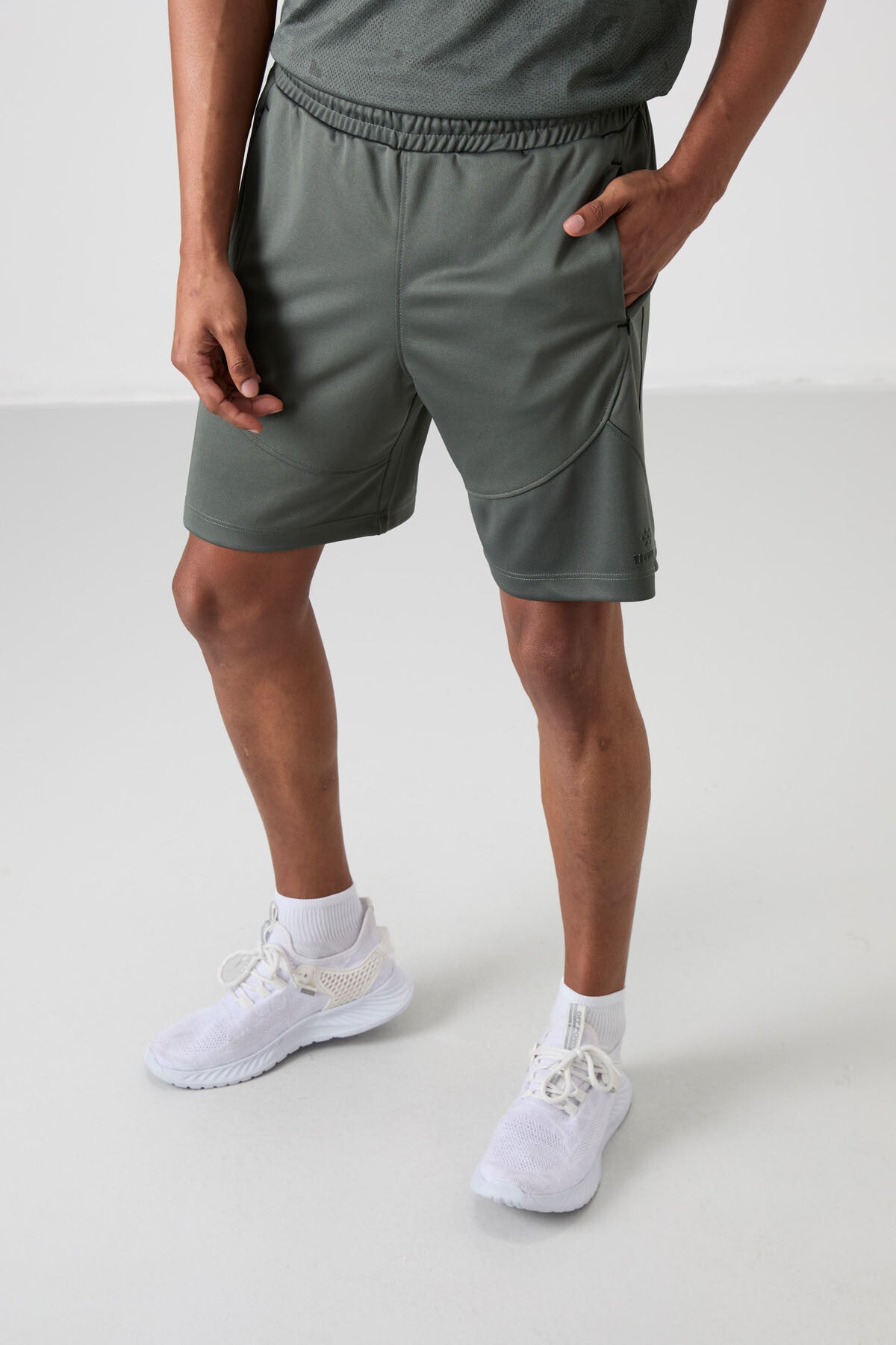 Rights Polyester Thick Soft Comfort Fit Men's Shorts - 81271