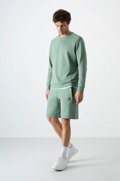 Light Green Hidden Zipper Back Pocket Laced Standard Fit Men's Shorts - 81136