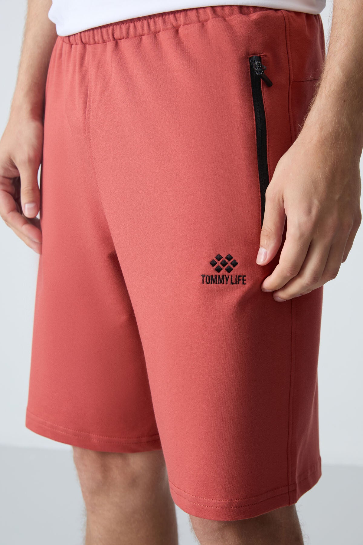 Hidden Zipper Back Pocket Laced Standard Fit Men's Shorts - 81136