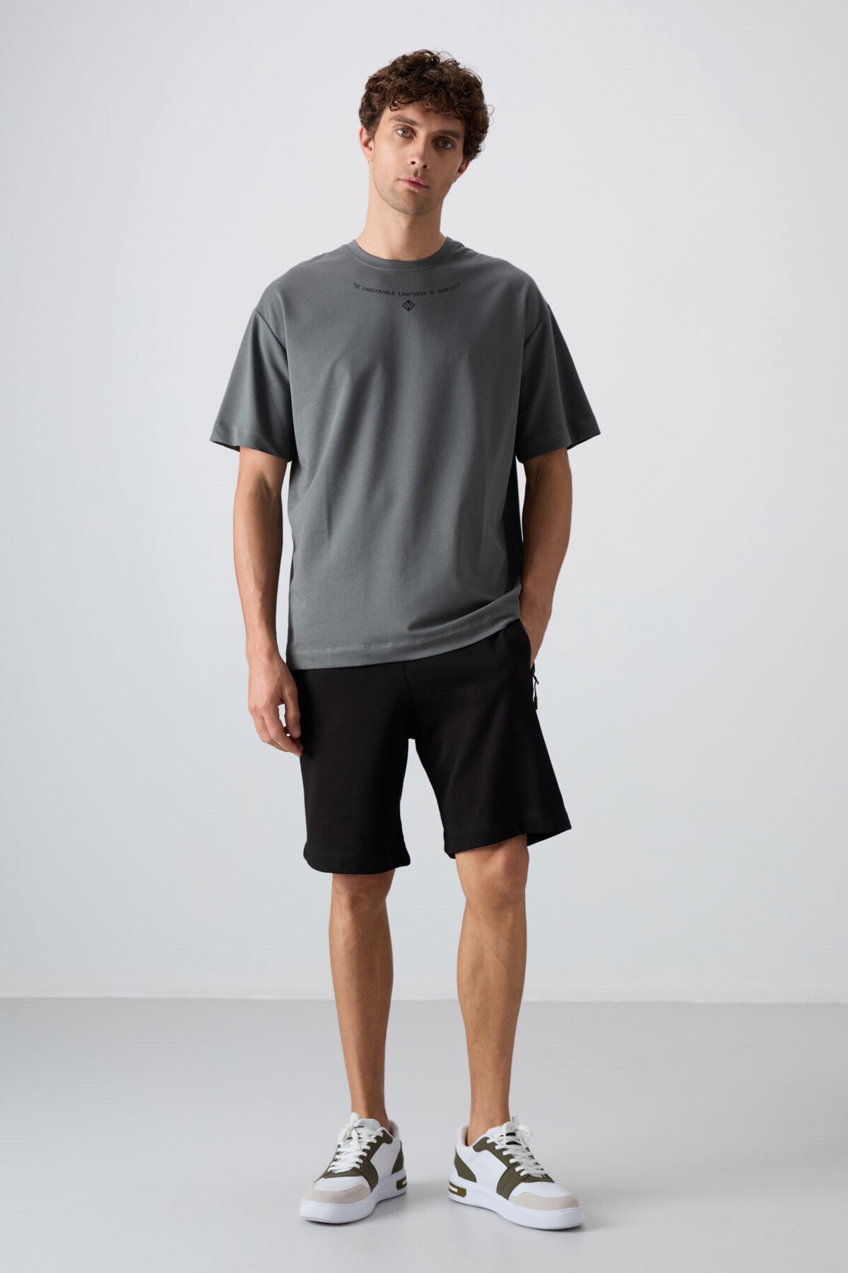 Black Cotton Thick Soft Textured Comfort Fit Basic Men's Shorts - 81259