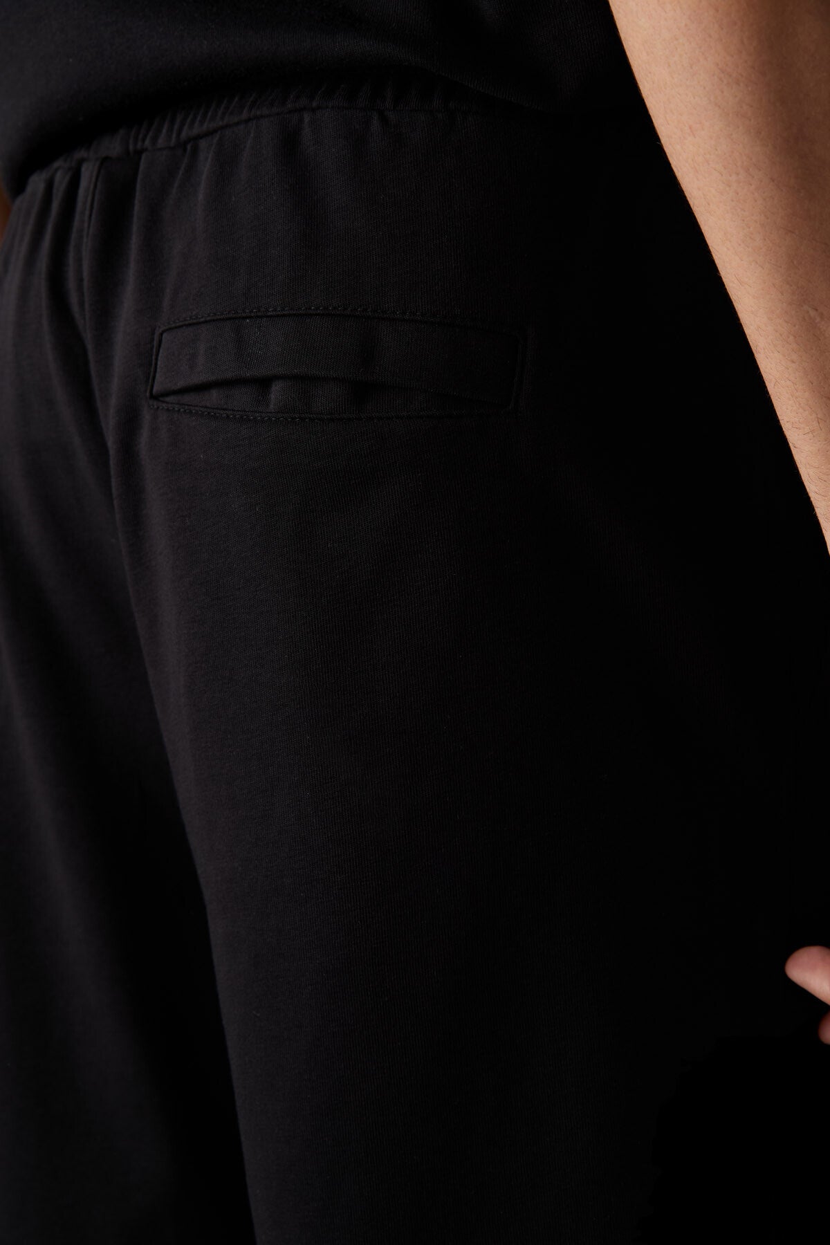 Black Cotton Thick Soft Textured Comfort Fit Basic Men's Shorts - 81261