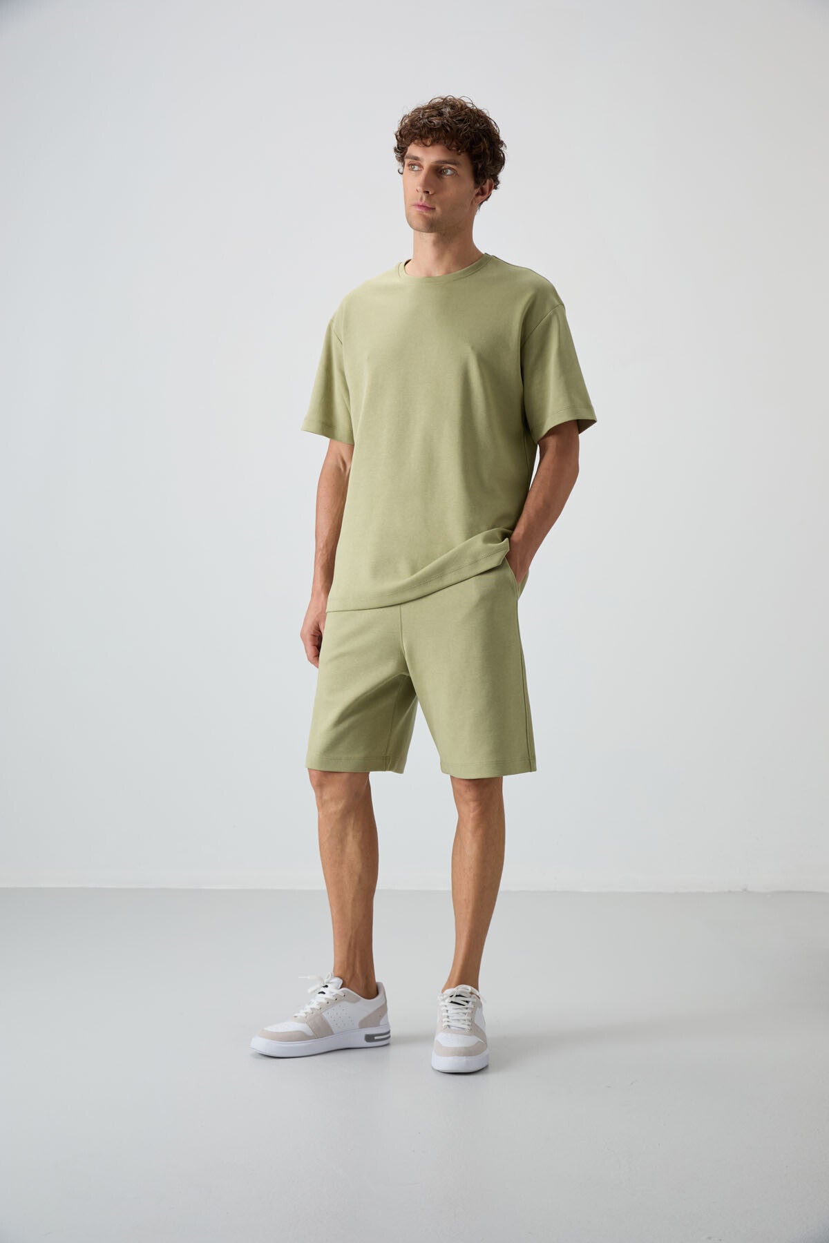 Oversize Fit Basic Men's Shorts Set - 85249
