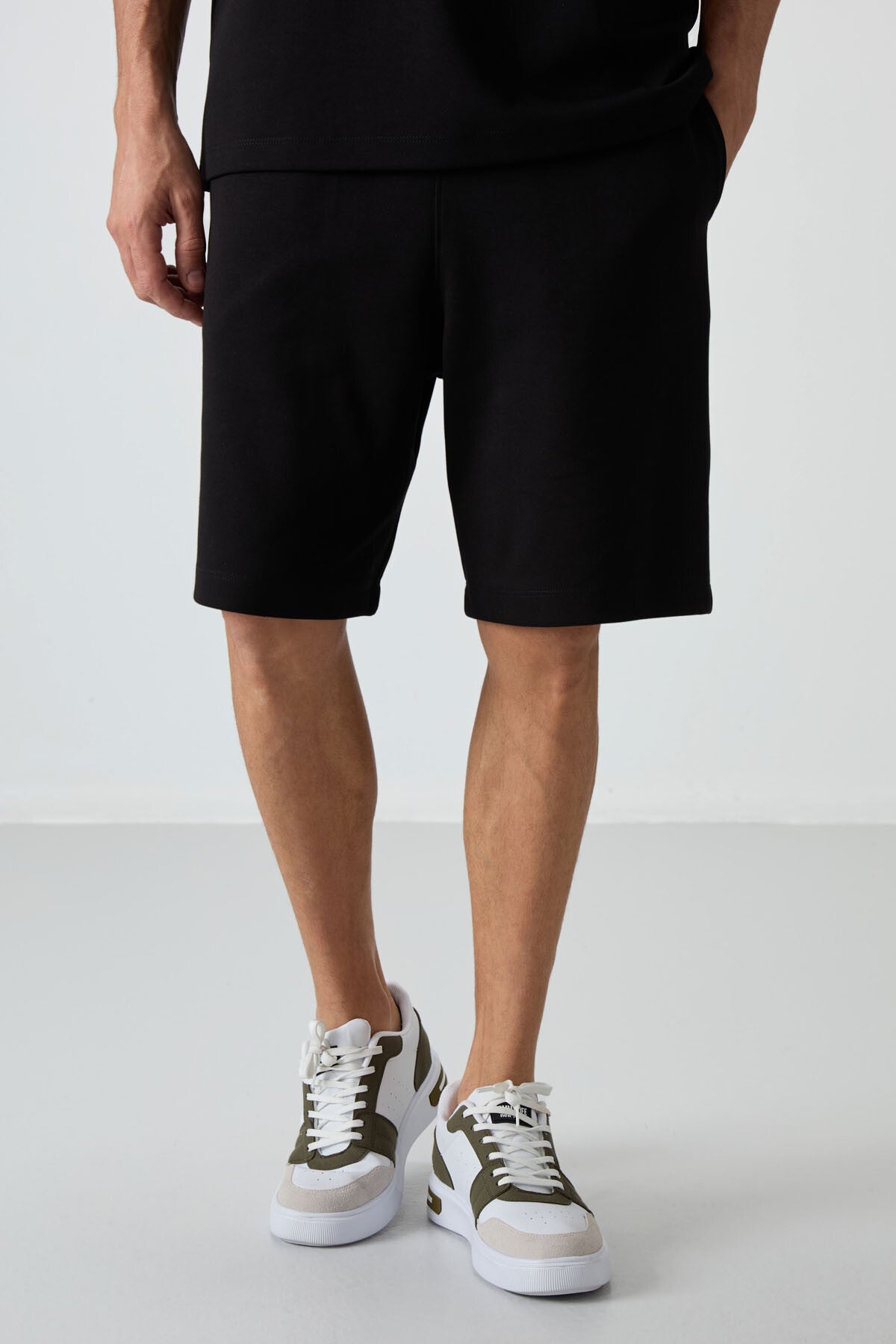 Black Cotton Thick Soft Textured Oversize Fit Basic Men's Shorts Set - 85249