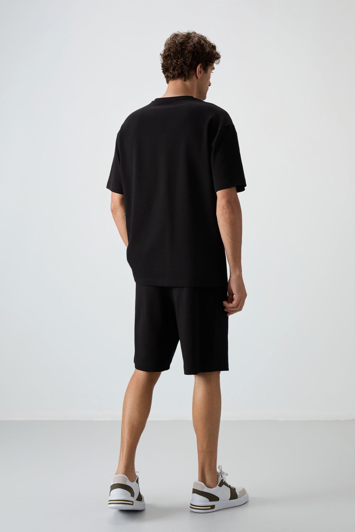 Black Cotton Thick Soft Textured Oversize Fit Basic Men's Shorts Set - 85249