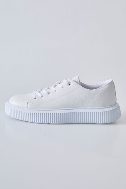 White Laced Perforated PU Leather Men's Sports Shoes - 89129