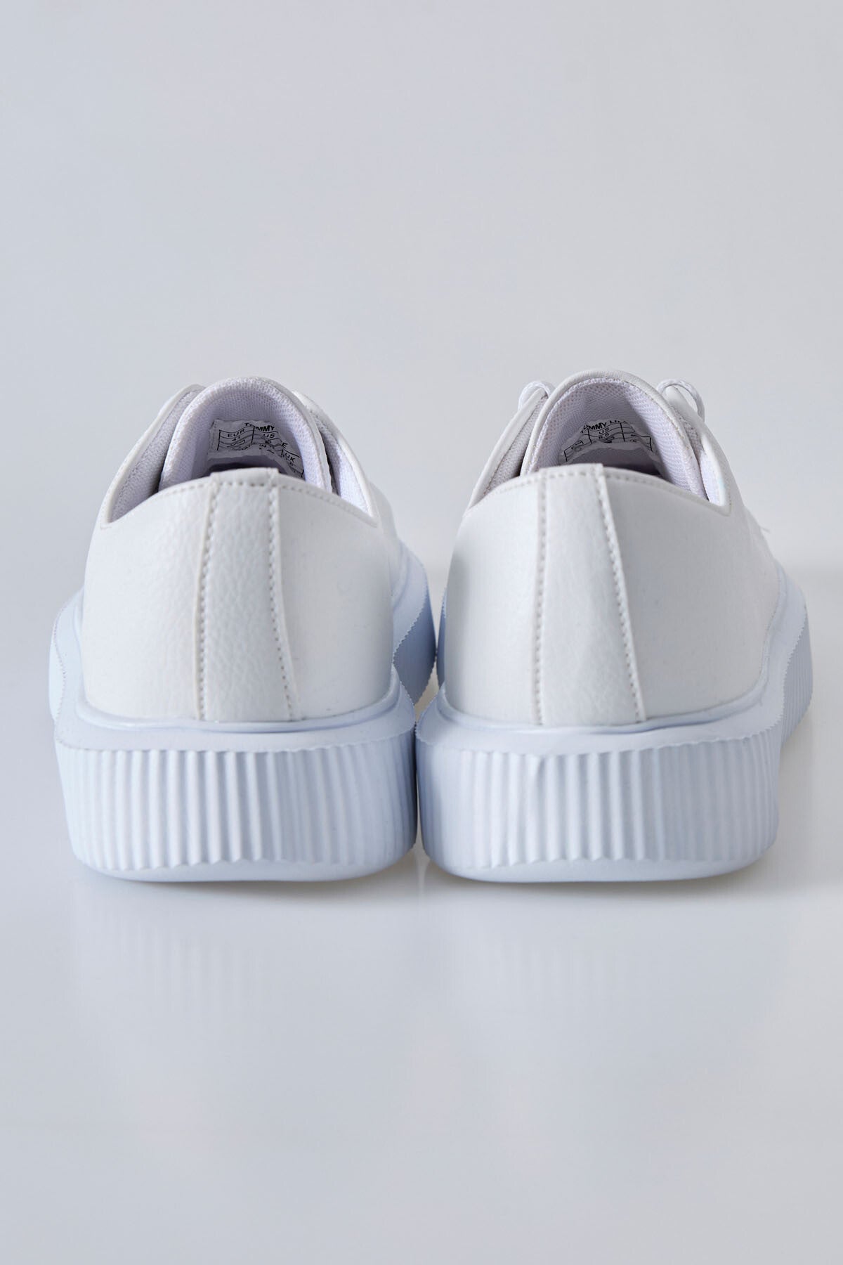 White Laced Perforated PU Leather Men's Sports Shoes - 89129