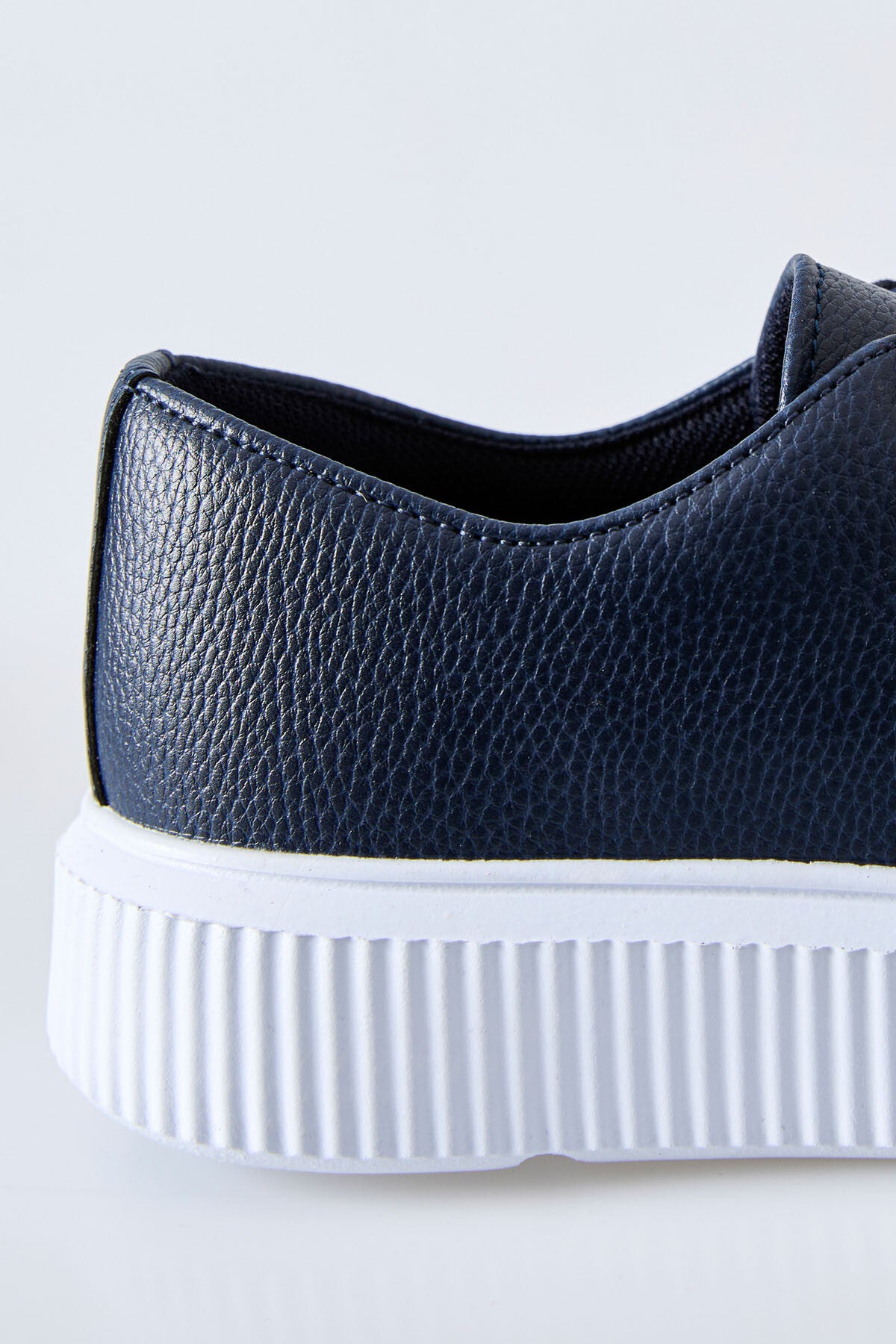 Navy Blue Laced Perforated PU Leather Men's Sports Shoes - 89129