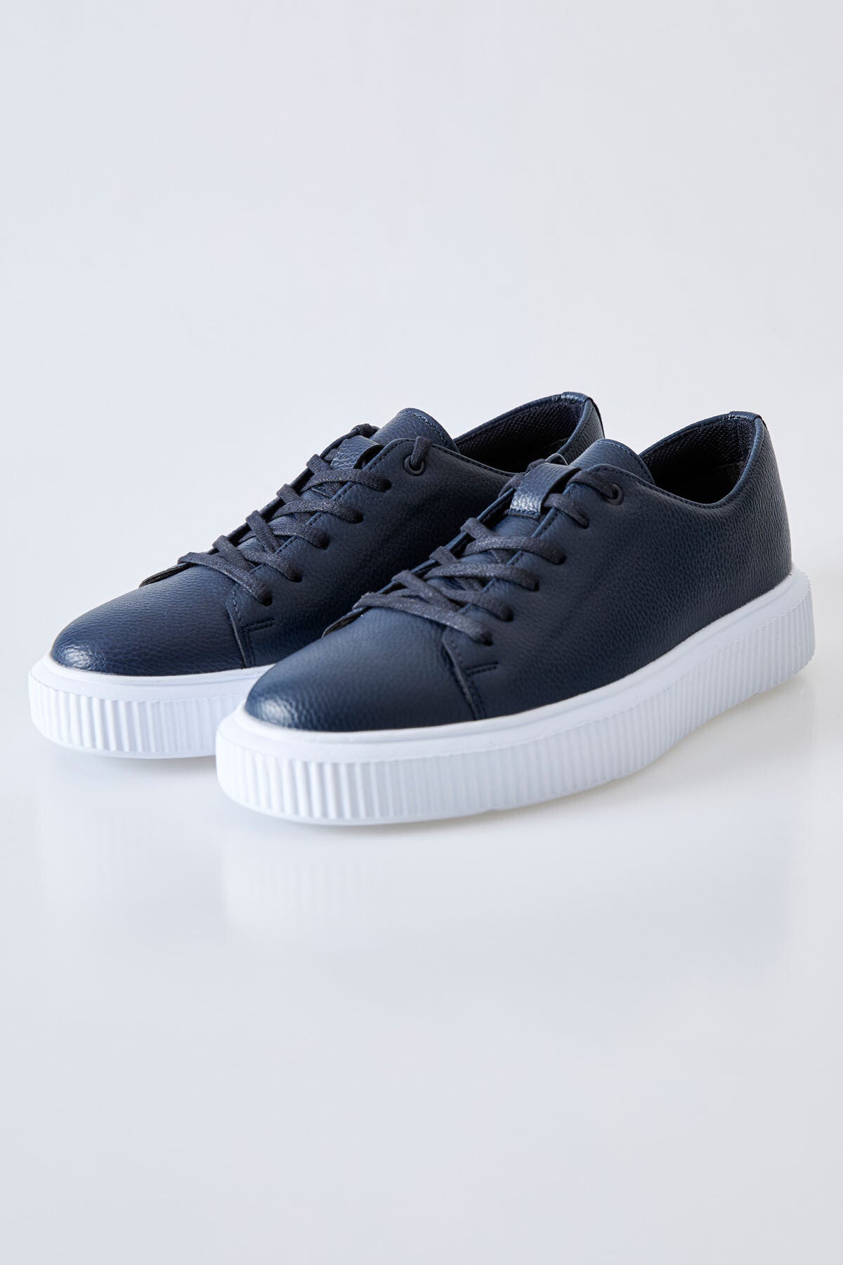 Navy Blue Laced Perforated PU Leather Men's Sports Shoes - 89129
