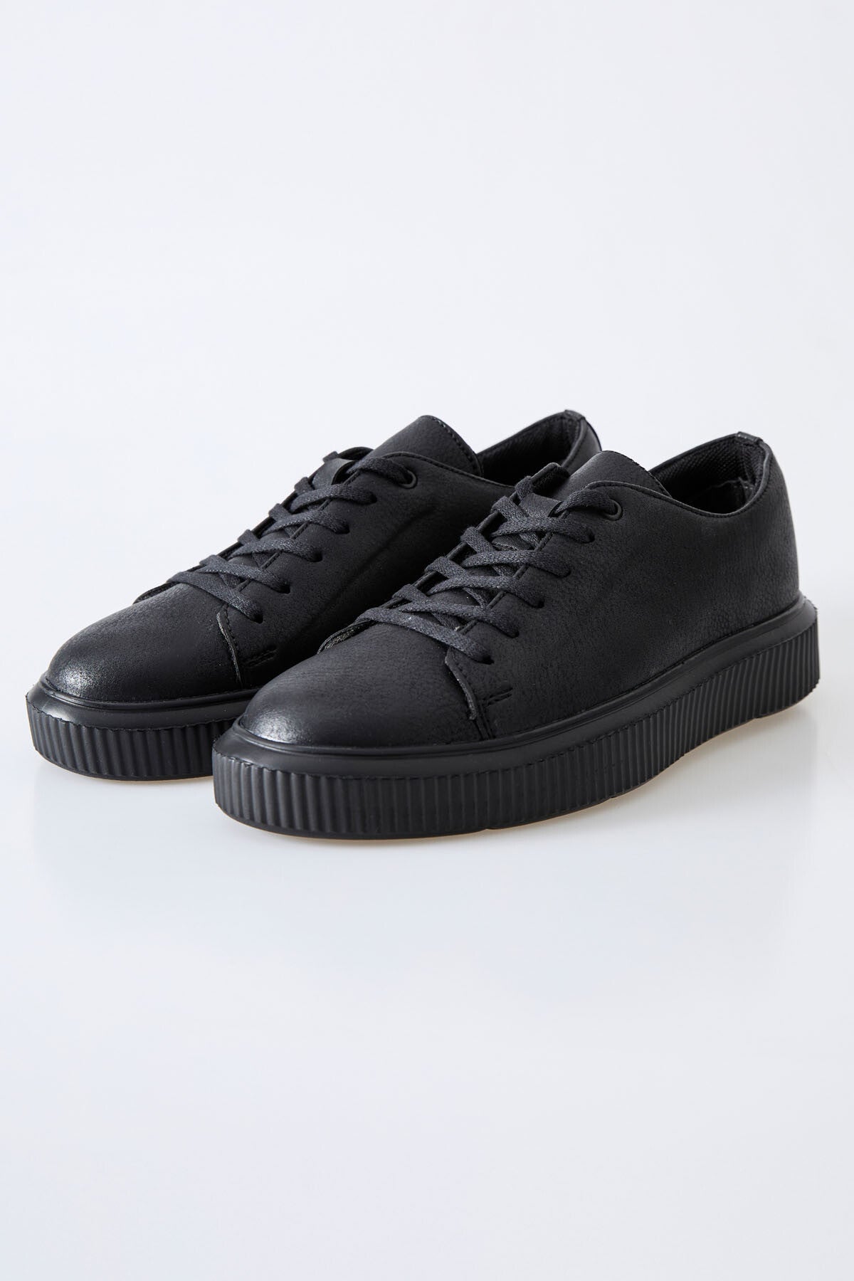 Black Laced Perforated PU Leather Men's Sports Shoe - 89129