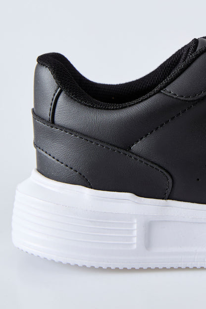 Black-White Laced Perforated PU Leather Men's Sports Shoes - 89125