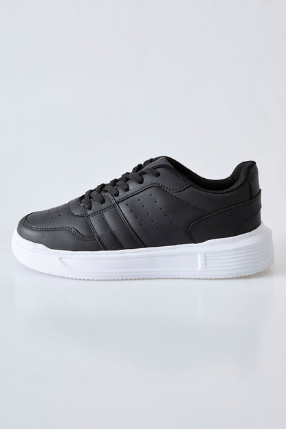 Black-White Laced Perforated PU Leather Men's Sports Shoes - 89125