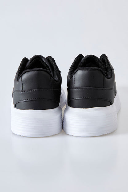 Black-White Laced Perforated PU Leather Men's Sports Shoes - 89125