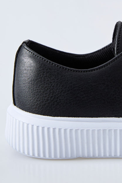 Black-White Laced Perforated PU Leather Men's Sports Shoes - 89129
