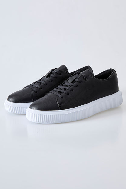 Black-White Laced Perforated PU Leather Men's Sports Shoes - 89129