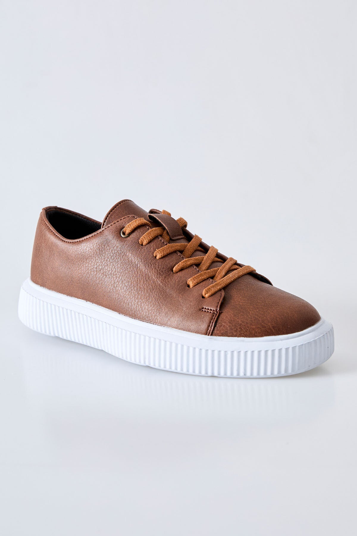 Perforated PU Leather Men's Sports Shoe with Lace - 89129