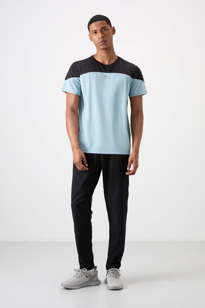 Light Blue Polyester Breathable Textured Thin Flexible Standard Fit Men's Performance T-Shirt - 88386