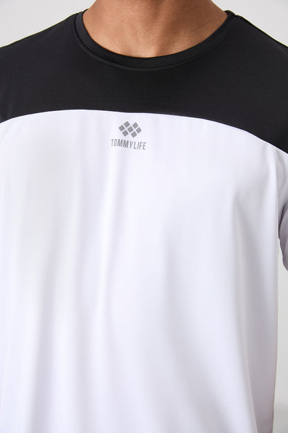 White Polyester Breathable Textured Thin Flexible Standard Fit Men's Performance T-Shirt - 88386