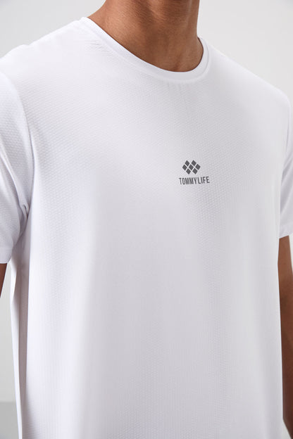 White Polyester Breathable Textured Thin Flexible Standard Fit Men's Performance T-Shirt - 88387