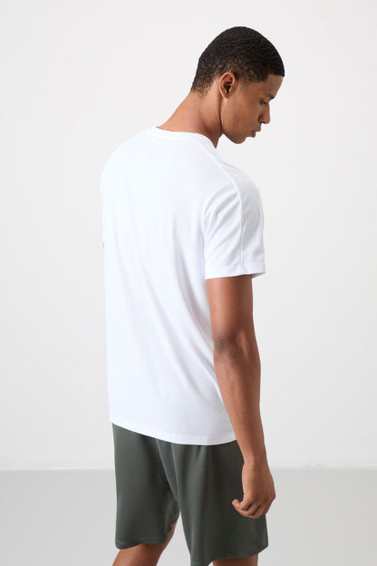 White Polyester Breathable Textured Thin Flexible Standard Fit Men's Performance T-Shirt - 88390