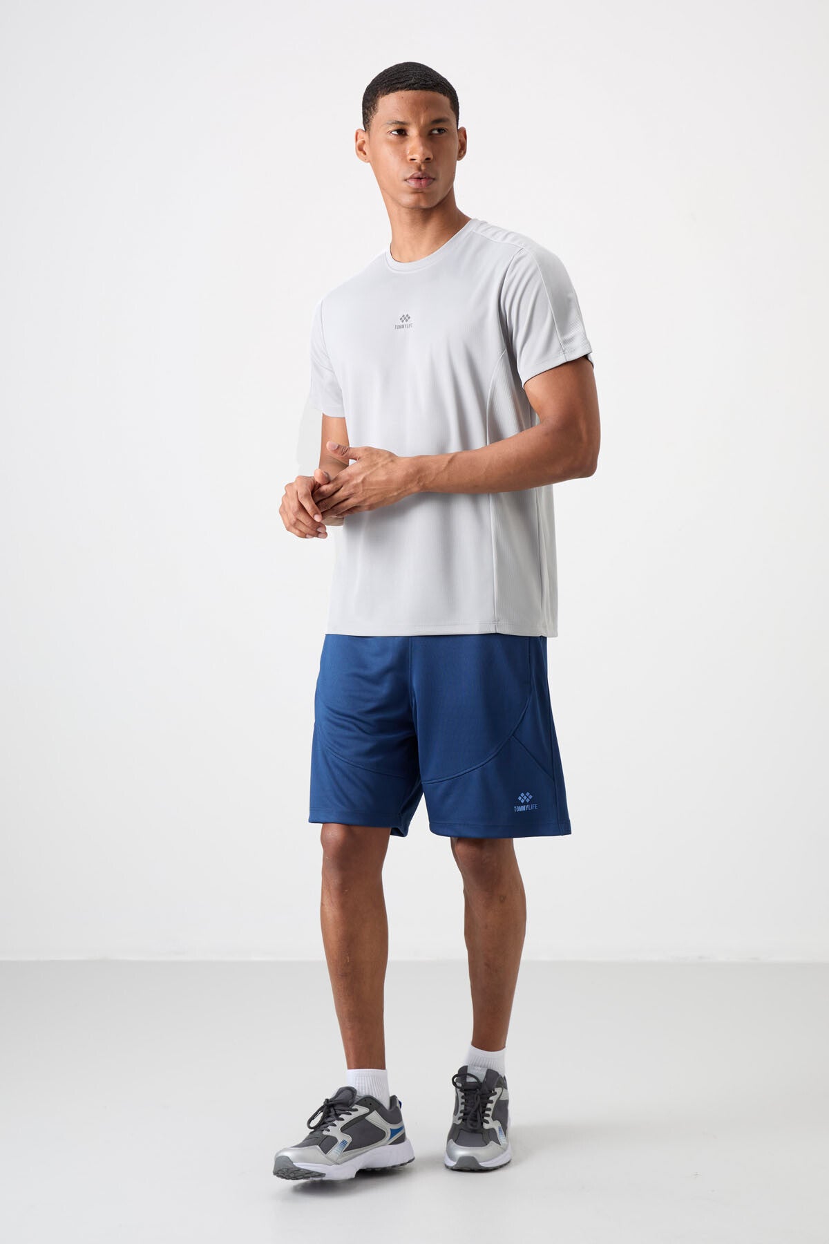 Breathable Textured Thin Stretch Standard Fit Men's Performance T-Shirt - 88390