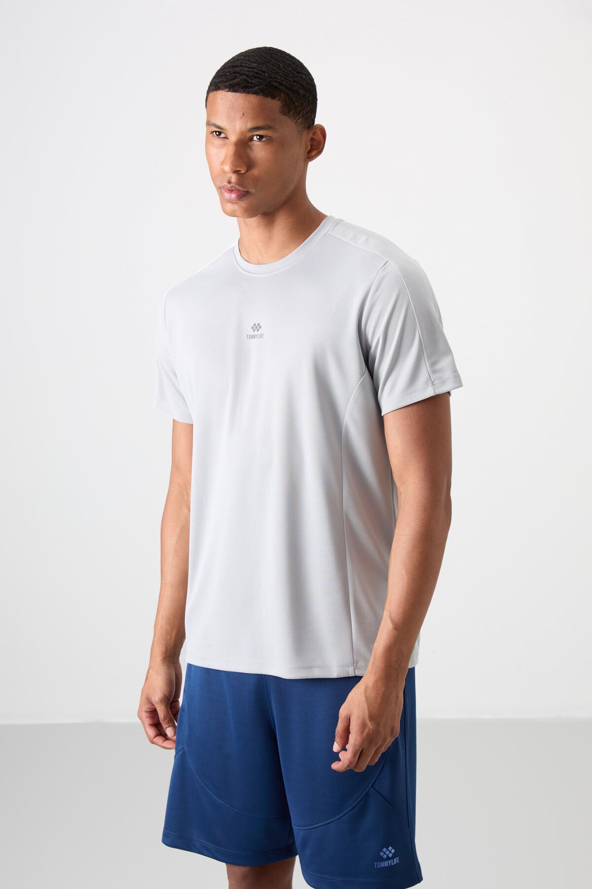 Breathable Textured Thin Stretch Standard Fit Men's Performance T-Shirt - 88390