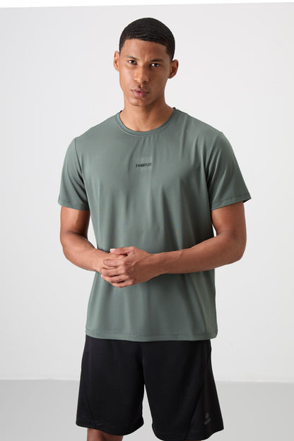 Breathable Textured Thin Flexible Standard Fit Men's Performance T-Shirt - 88384