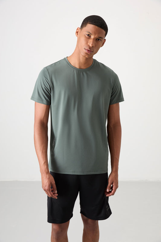 Breathable Textured Thin Flexible Standard Fit Men's Performance T-Shirt - 88388