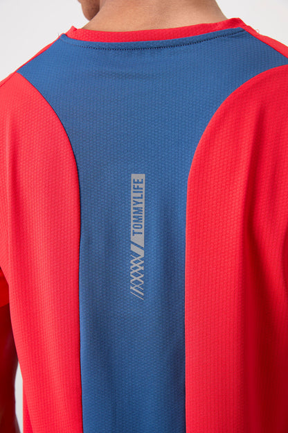 Red Polyester Breathable Textured Thin Flexible Standard Fit Men's Performance T-Shirt - 88387