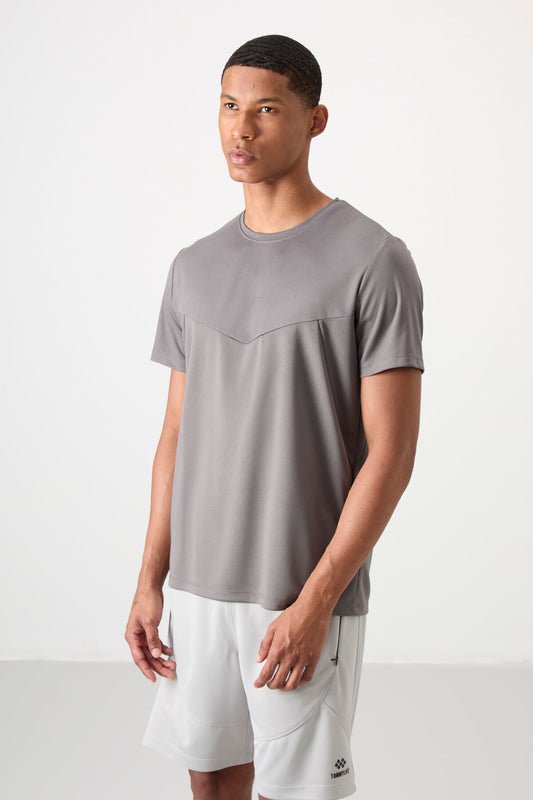 Dark Grey Polyester Breathable Textured Thin Flexible Standard Fit Men's Performance T-Shirt - 88391