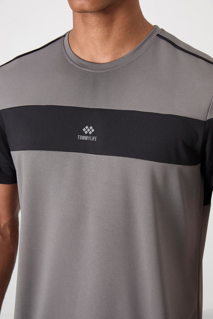 Dark Grey Polyester Breathable Textured Thin Flexible Standard Fit Men's Performance T-Shirt - 88396