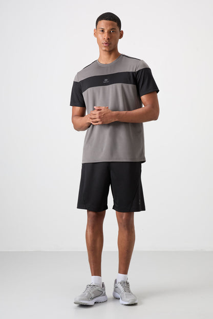 Dark Grey Polyester Breathable Textured Thin Flexible Standard Fit Men's Performance T-Shirt - 88396